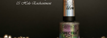 Catrice Spectra Light Collection Nail Polish # 03 Holo Enchantment