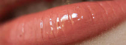 Essence Colour Boost Vinylicious Liquid Lipstick #02 Nude Is The New Cute