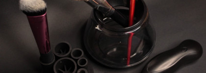 Visagello - девайс для очищения кистей