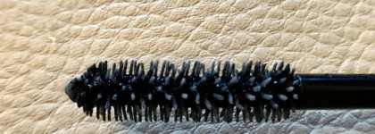 Новинка - тушь для ресниц Le Volume Revolution De Chanel, 10 Noir