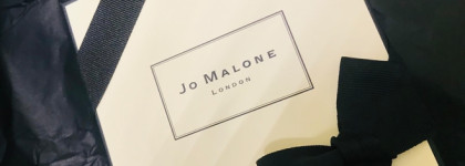 Новогодняя лимитка Jo Malone Green Almond & Redcurrant