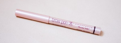 На пути к Брежневу или борьба за брови: маркер для бровей Anastasia Beverly Hills Brow Pen - Long Wearing Brow Tint Universal Deep