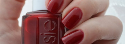 Малиновая кровь или кровавая малина Essie Up's