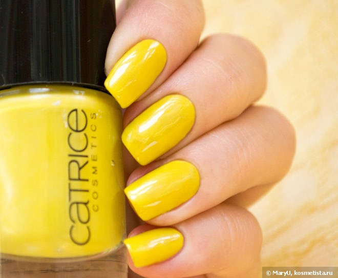 Лимон с сахаром или блестящий лайм Catrice Ultimate Nail Lacquer #12 Walk the Lime