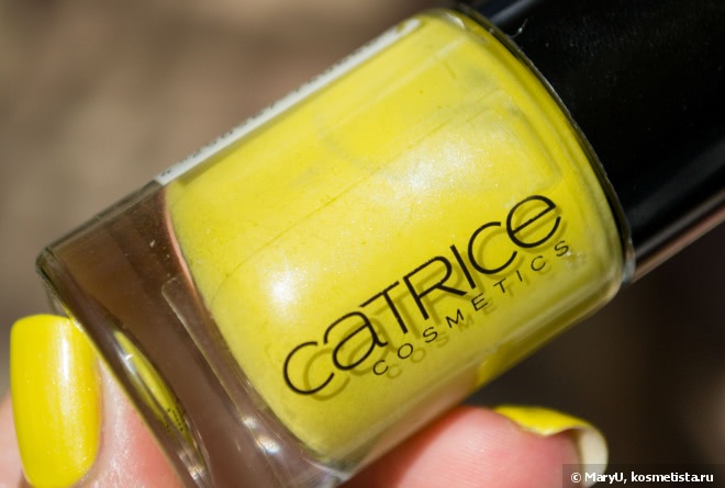 Лимон с сахаром или блестящий лайм Catrice Ultimate Nail Lacquer #12 Walk the Lime