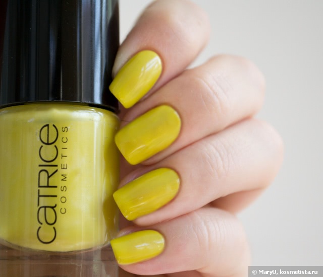 Лимон с сахаром или блестящий лайм Catrice Ultimate Nail Lacquer #12 Walk the Lime