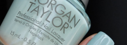 Мысли о первом снеге с Morgan Taylor Hocus Pocus