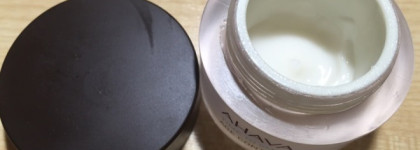 Эффективный крем для кожи вокруг глаз от Ahava