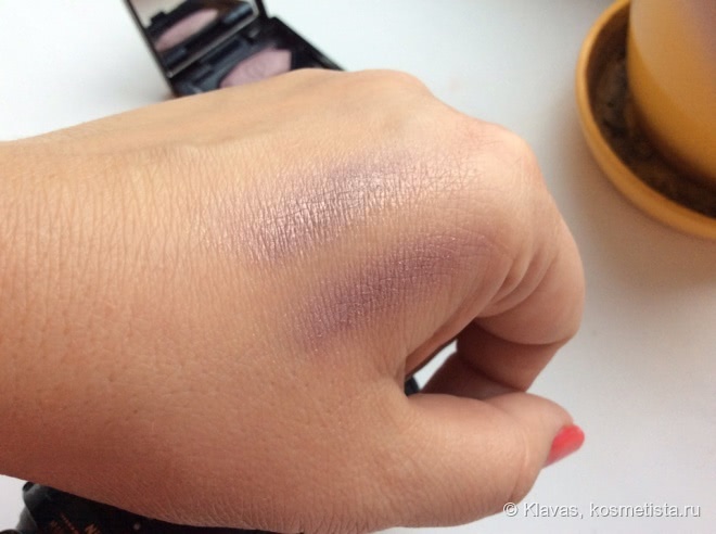 Мои первые и не последние тени Cle de Peau