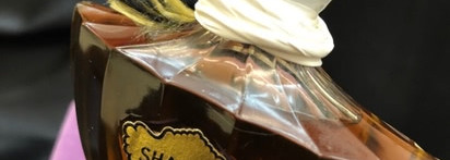 Самый восточный шлейф конечно Shalimar Guerlain