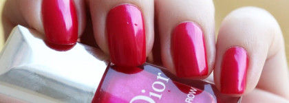 Лак для ногтей Dior Vernis 769 Front Row Couture Colour Gel Shine And Long Wear Nail Lacquer
