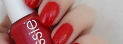 Essie Nail Lacquer 61 russian roulette
