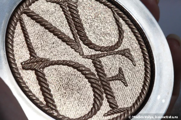 Diorskin Nude Tan Transat Edition Golden Shimmer Powder — Face & Decollete with kabuki brush