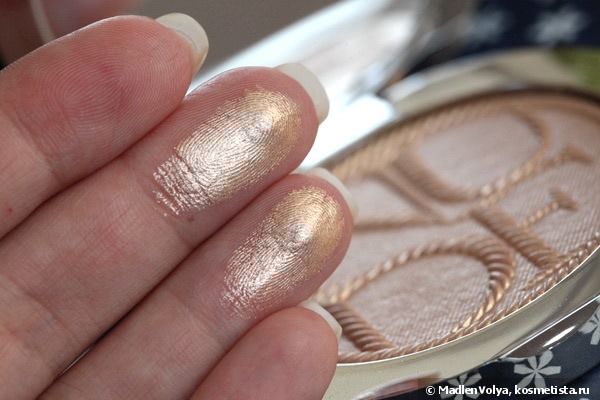 Diorskin Nude Tan Transat Edition Golden Shimmer Powder — Face & Decollete with kabuki brush