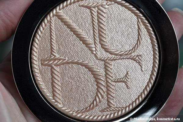 Diorskin Nude Tan Transat Edition Golden Shimmer Powder — Face & Decollete with kabuki brush