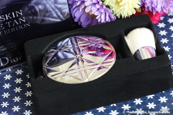 Diorskin Nude Tan Transat Edition Golden Shimmer Powder — Face & Decollete with kabuki brush