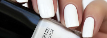 Chanel Le Vernis Nail Colour 613 Eastern Light