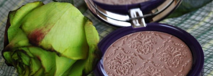 Pupa Milano Golden Infusion Face Highlighter из коллекции Paris experience в оттенке 001 Pink Gold