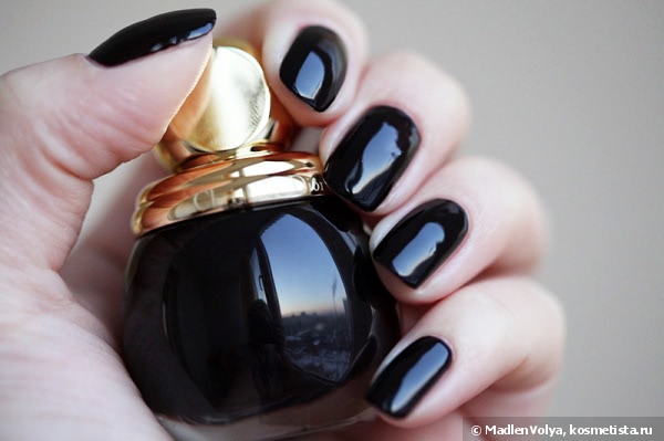Dior Diorific Vernis #990 Smoky Не самый Рождественский лак
