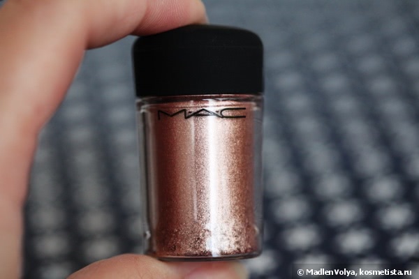 MAC Pigment Colour Powder в оттенке Tan
