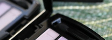 Avon True Color Eyeshadow Quad в оттенке Purple Haze