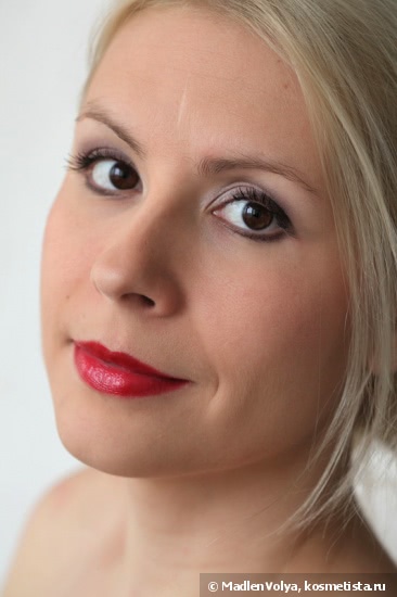 Yves Saint Laurent Rouge Volupte Shine #4 Rouge In Danger