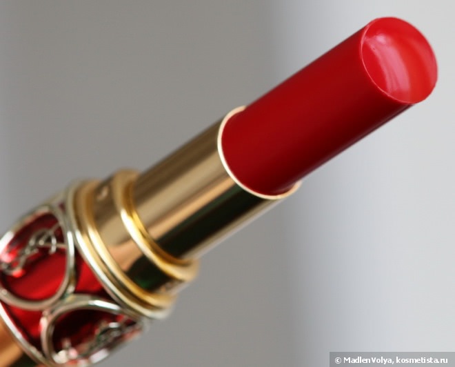 Yves Saint Laurent Rouge Volupte Shine #4 Rouge In Danger