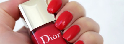 Dior Vernis Couture Colour Gel Shine And Long Wear Nail Lacquer 659 Lucky