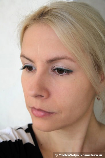 Shiseido Pureness Matifying Compact Oil-Free Foundation SPF 15 в оттенке 20 + Refill в оттенке 10