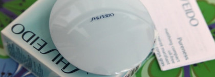 Shiseido Pureness Matifying Compact Oil-Free Foundation SPF 15 в оттенке 20 + Refill в оттенке 10