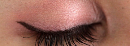 Helena Rubinstein Lash Queen Mascara Fatal Blacks Ultimate Eye-opening Effect Lifted Lashes & Captivating Volume 001 Magnetic Black