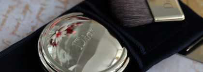 Dior Diorific State Of Gold Illuminating Pressed Powder #002 Sumptuous Pink