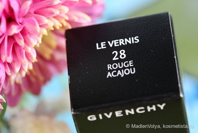 Givenchy Le Vernis Intense Color Satiny Shine Nail Lacquer #28 Rouge Acajou