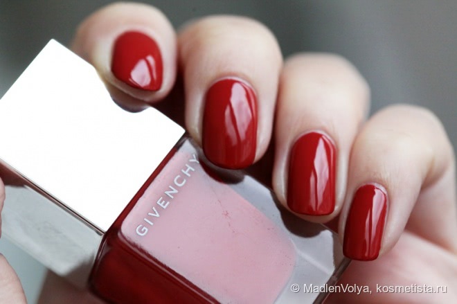 Givenchy Le Vernis Intense Color Satiny Shine Nail Lacquer #28 Rouge Acajou