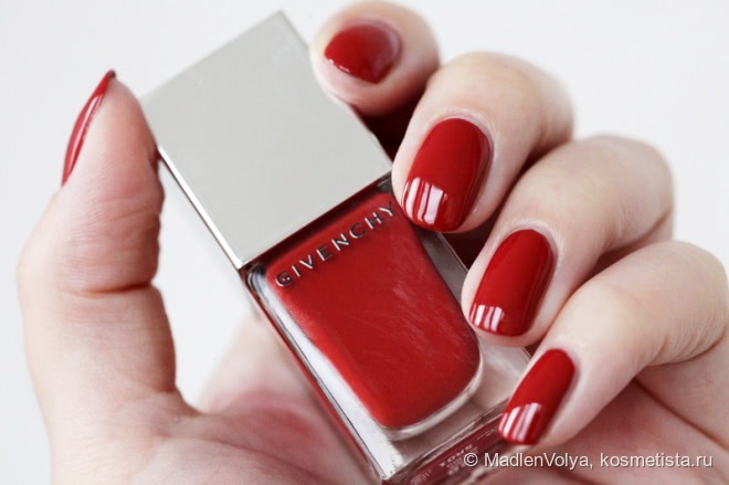 Givenchy Le Vernis Intense Color Satiny Shine Nail Lacquer #28 Rouge Acajou
