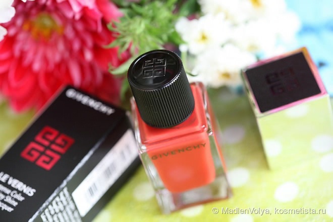 Givenchy Le Vernis Intense Color Satiny Shine Nail Lacquer #28 Rouge Acajou