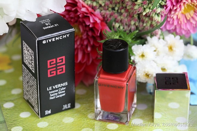 Givenchy Le Vernis Intense Color Satiny Shine Nail Lacquer #28 Rouge Acajou