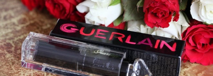 Guerlain La Petite Robe Noire Deliciously Shiny Lip Colour #007 Black Perfecto