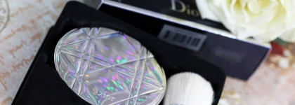 Dior Diorskin Nude Air Glowing Gardens Illuminating Powder With Kabuki Brush #001 Glowing Pink