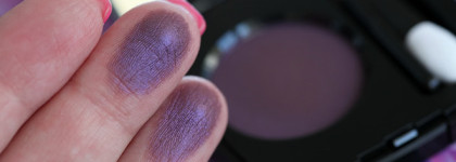Chanel Longwear Powder Eyeshadow #30 Vibrant Violet Satin