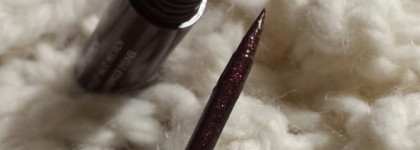 Make UP FOR Ever Aqua Liner #11 Diamond Burgundy