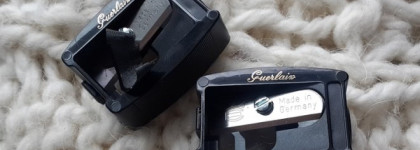 Новые водостойкие карандаши Guerlain The Eye Pencil Kohl-Contour long-lasting water-resistant with applicator & pencil sharpener  #02 Jackie Brown 04 Katy Navy