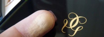 Новинка! Guerlain Lingerie de Peau Nude Powder Foundation Moisture Retention - Matte Effect SPF 20-Pa++ #02 Light beige
