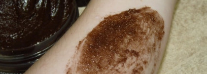 Мои шоколадные вкусняшки для души и тела от The Body Shop: Chocomаnia Sugar Body Scrub и Chocomania Body Butter