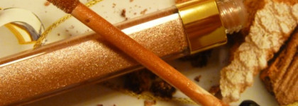 Приятное открытие уходящего года - Chanel Levres Scintillantes Glossimer #19 Blizzard