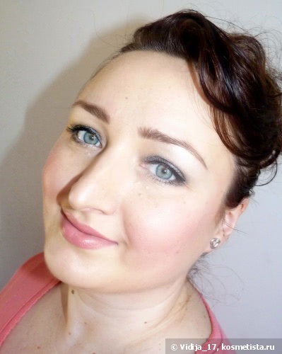 Девушка с характером из новой весенней коллекции - Artdeco Long-wear Lip Color #60