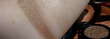 Парочка теней из летней коллекции 2015 от Artdeco -  "Here Comes The Sun".  Sunshine Eyeshadow #21, #26