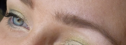 Красивые и естественные брови вместе с Benefit Gimme Brow Brow-Volumizing Fiber Gel #Medium