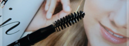 Карандаш для бровей Chanel Crayon Sourcils Sculpting Eyebrow Pencil #40 Brun Cendre