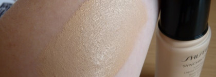 Shiseido Synchro Skin Lasting Liquid Foundation Teint Fluide Spf20 #Neutral 3